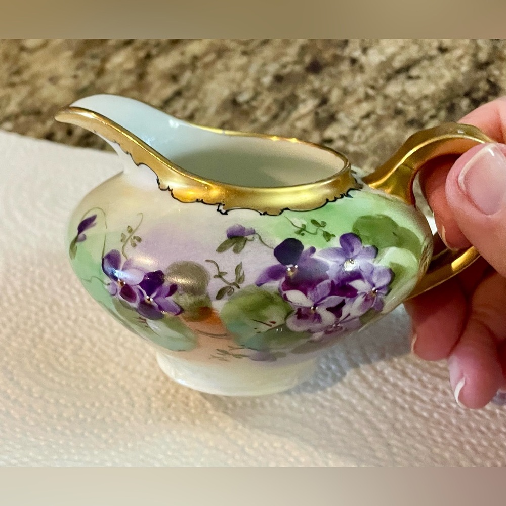 Vintage creamer